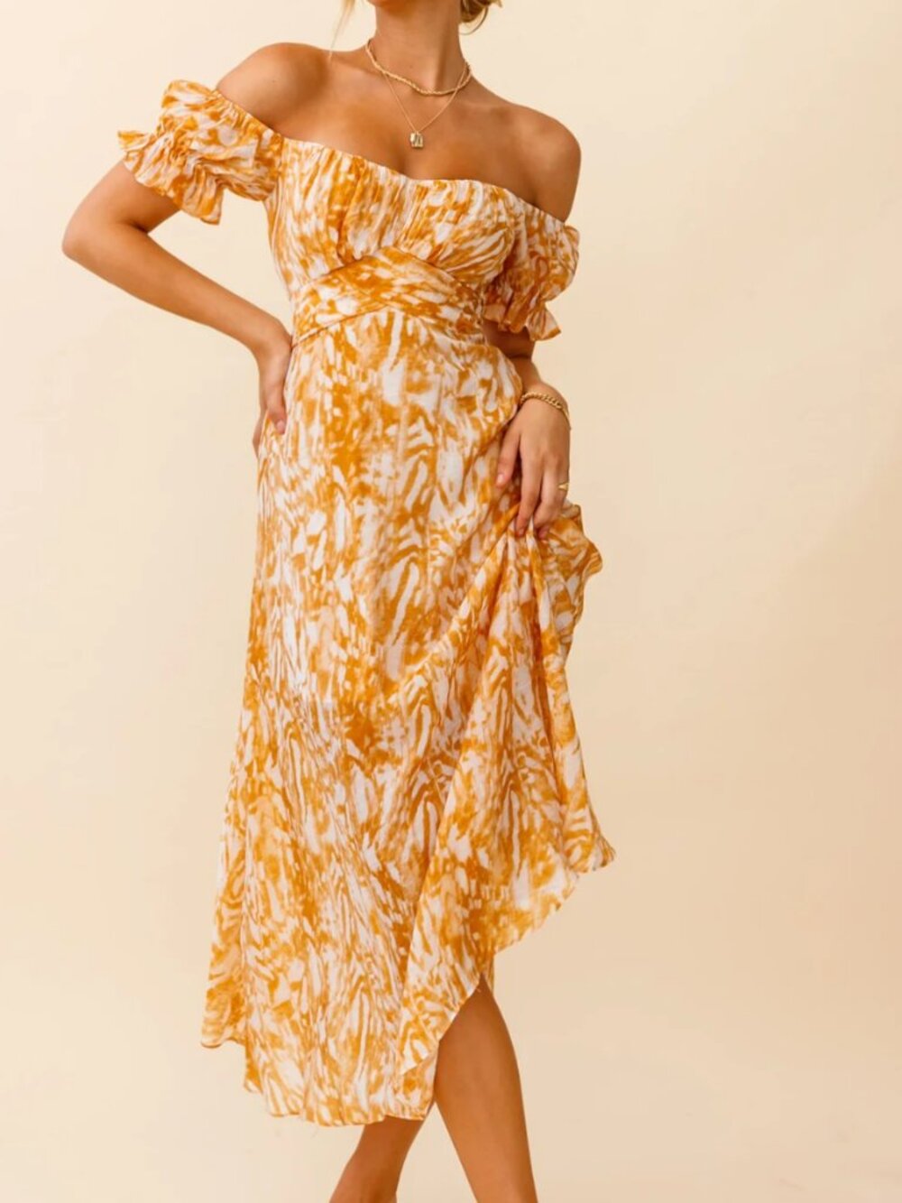 NWT Selfie Leslie Print Orange Midi Dress Small